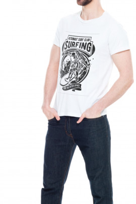 Футболка Trace of Space чоловіча біла "Astronaut serf club"