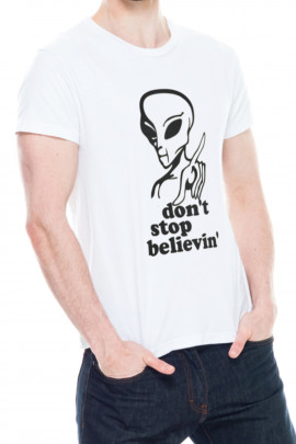 Футболка Trace of Space чоловіча біла "Don`t stop believin"