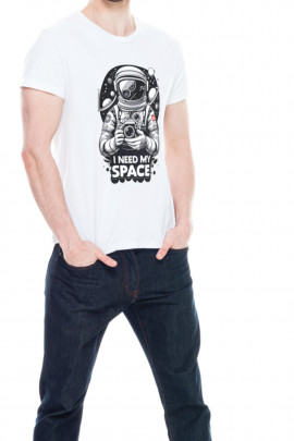 Футболка Trace of Space чоловіча біла "I need my space"