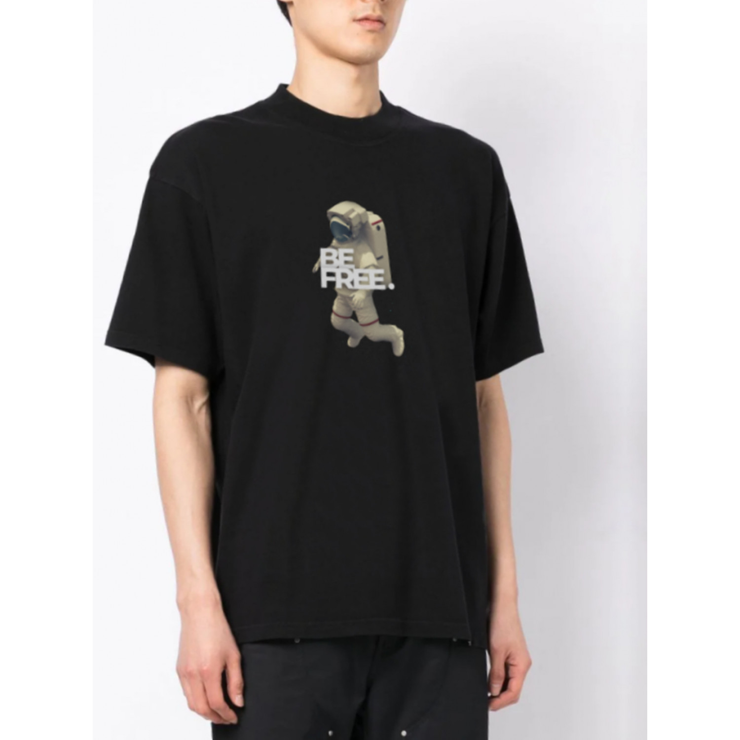 Футболка Trace of Space  Oversize чоловіча чорна "Be free"