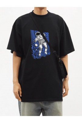 Футболка Trace of Space  Oversize чоловіча чорна "Tossed into the void"