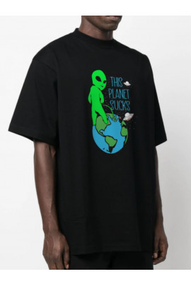 Футболка Trace of Space  Oversize чоловіча чорна "This planet sucks"